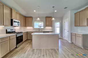 2674 Downsbury Rd, New Braunfels, TX 78130 - Photo 6