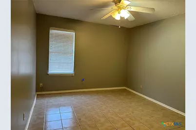 1051 Country Club Drive #27, Seguin, TX 78155 - Photo 6