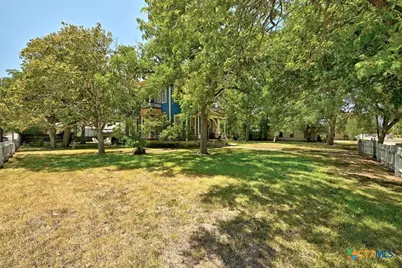 624 Saint Louis Street, Gonzales, TX 78629 - Photo 36