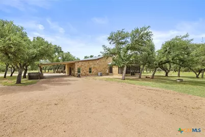1241 Sandy Oaks Ranch Road, Johnson City, TX 78636 - Photo 34