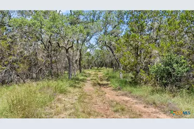 997 Sandy Oaks Ranch Rd, Johnson City, TX 78636 - Photo 18