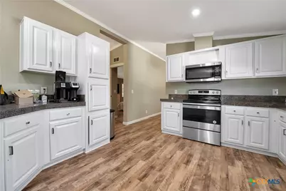 301 Fm 1660, Hutto, TX 78634 - Photo 18