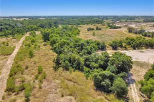 301 Fm 1660, Hutto, TX 78634 - Photo 8