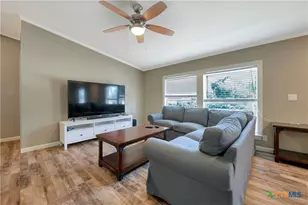 301 Fm 1660, Hutto, TX 78634 - Photo 16