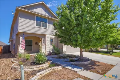 829 Manhattan, New Braunfels, TX 78130 - Photo 1