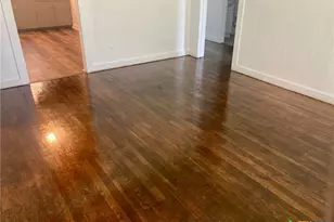 708 E Loma Vista Ave, Victoria, TX 77901 - Photo 4