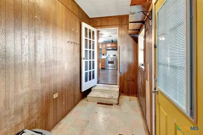 116 N Ben Wilson Street, Victoria, TX 77901 - Photo 28