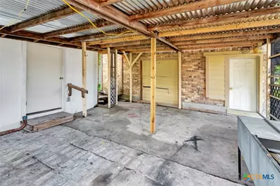 116 N Ben Wilson Street, Victoria, TX 77901 - Photo 36