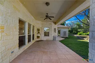 758 Mission Heights, New Braunfels, TX 78130 - Photo 32