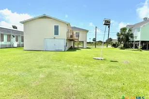 604 W Maple St, Port O'Connor, TX 77982 - Photo 40
