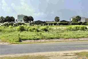 604 W Maple St, Port O'Connor, TX 77982 - Photo 6