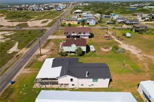 604 W Maple St, Port O'Connor, TX 77982 - Photo 46