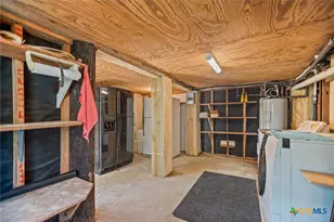 604 W Maple St, Port O'Connor, TX 77982 - Photo 38