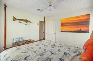 604 W Maple St, Port O'Connor, TX 77982 - Photo 24