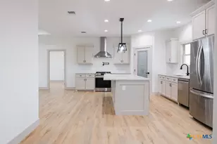 156 Essence Dr, Victoria, TX 77904 - Photo 12