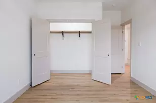 156 Essence Dr, Victoria, TX 77904 - Photo 34