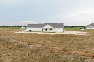 156 Essence Dr, Victoria, TX 77904 - Photo 44