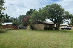 410 Phoenix Dr, Temple, TX 76504 - Photo 2