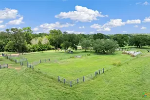 1010 St Delight Rd, Paige, TX 78659 - Photo 36