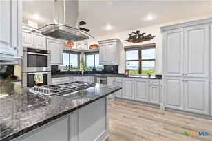 633 Flaman Rd, Canyon Lake, TX 78133 - Photo 10