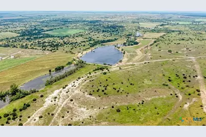 7800 County Road 210, Bertram, TX 78605 - Photo 36