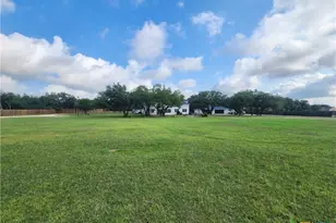 102 Co Rd 180, Leander, TX 78641 - Photo 2