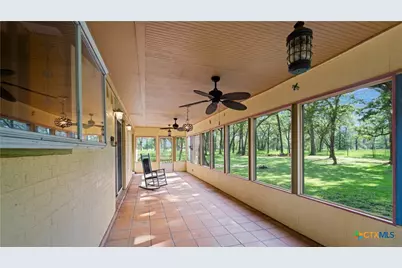 8058 Milam County Road 455, Lexington, TX 78947 - Photo 10