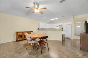 1571 Kimberly Dawn Dr, New Braunfels, TX 78130 - Photo 8