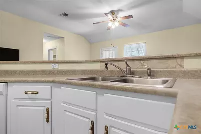 1571 Kimberly Dawn Drive, New Braunfels, TX 78130 - Photo 18