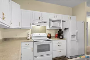 1571 Kimberly Dawn Dr, New Braunfels, TX 78130 - Photo 16