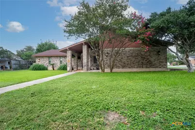 221 W Tanglewood Drive, New Braunfels, TX 78130 - Photo 28