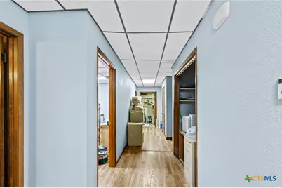 708 E Goodwin Avenue, Victoria, TX 77901 - Photo 4