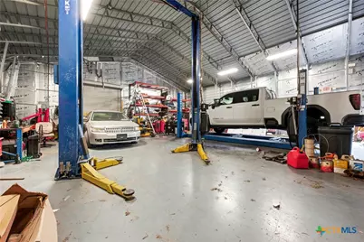 2517 S Interstate 35, San Marcos, TX 78666 - Photo 18