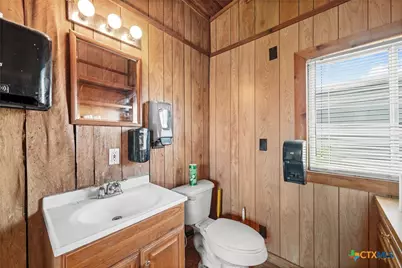 2517 S Interstate 35, San Marcos, TX 78666 - Photo 16