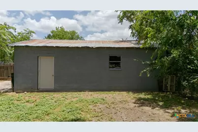 607 S Main St, Lampasas, TX 76550 - Photo 24