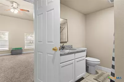 607 S Main St, Lampasas, TX 76550 - Photo 12