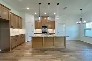 403 Magnolia Dr, Troy, TX 76579 - Photo 12