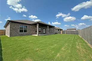 403 Magnolia Dr, Troy, TX 76579 - Photo 30