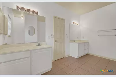 324 Raven Ridge, New Braunfels, TX 78130 - Photo 16