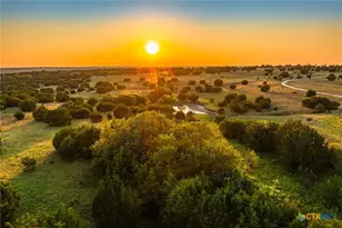 1305 Co Rd 3800, Lampasas, TX 76528 - Photo 22