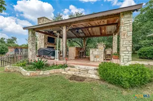 10767 Rosemar Ln, Adkins, TX 78101 - Photo 18