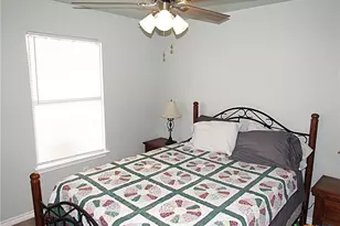 1104 N Blair St, Belton, TX 76513 - Photo 12