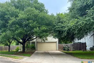 71 Elm Hill Ct, San Marcos, TX 78666 - Photo 2
