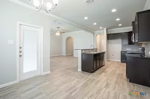 810 Dunford Dr, Temple, TX 76502 - Photo 8