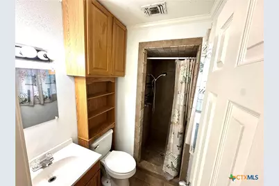 225 Monterrey Drive, Victoria, TX 77904 - Photo 14