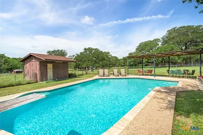 1226 E US Highway 90, Flatonia, TX 78941 - Photo 20