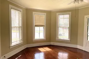 114 N Market St, Goliad, TX 77963 - Photo 4