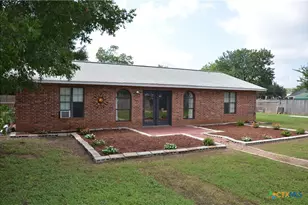 210 Meadow Ln, Martindale, TX 78655 - Photo 16