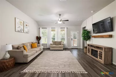 1239 Loma Ranch, New Braunfels, TX 78132 - Photo 8