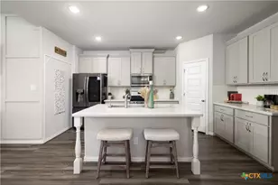 1239 Loma Rnch, New Braunfels, TX 78132 - Photo 6